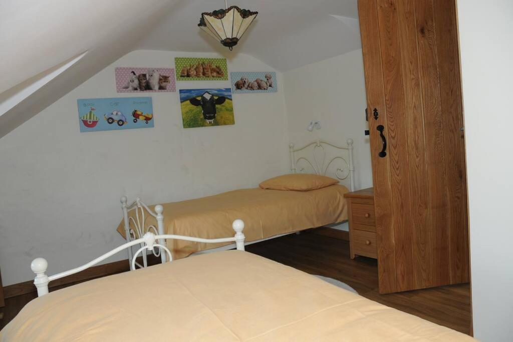 Ty-Hapus Cottage Jordanston Eksteriør billede